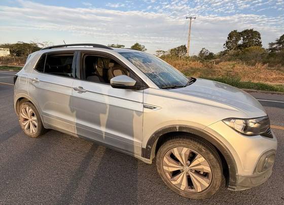VOLKSWAGEN T-CROSS 1.0 200 TSI TOTAL FLEX COMFORTLINE AUTOMÁTICO