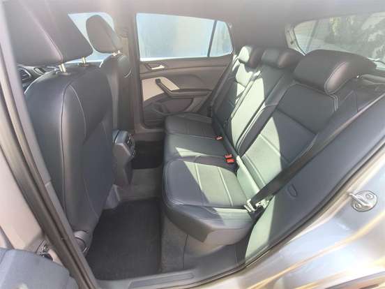 VOLKSWAGEN-T-CROSS-1.4 250 TSI TOTAL FLEX HIGHLINE AUTOMÁTICO VOLKSWAGEN-T-CROSS-2023