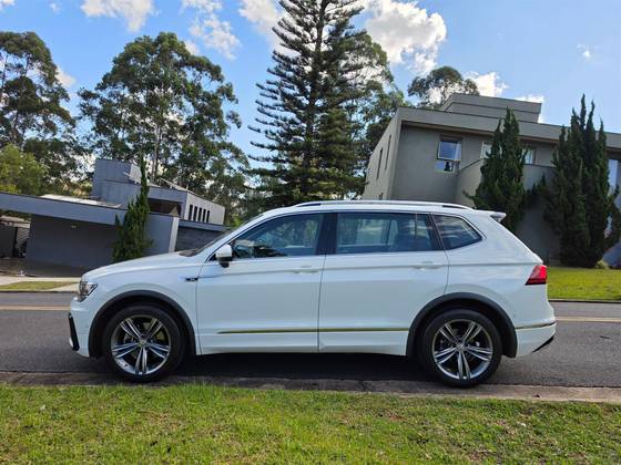 VOLKSWAGEN TIGUAN 2.0 350 TSI GASOLINA ALLSPACE R-LINE 4MOTION DSG