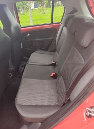 VOLKSWAGEN-UP-2019