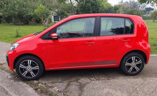 VOLKSWAGEN-UP-2019