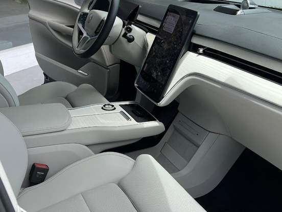 VOLVO-EX90-P8 RECHARGE TWIN ELECTRIC PERFORMANCE ULTRA AWD VOLVO-EX90-2025