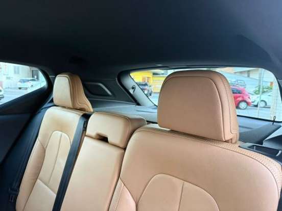 VOLVO-XC40-2.0 T4 GASOLINA MOMENTUM GEARTRONIC VOLVO-XC40-2019