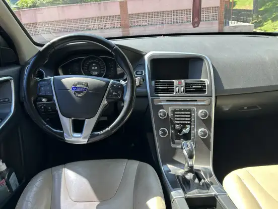 VOLVO-XC60-2.0 T5 KINETIC GASOLINA 4P AUTOMÁTICO VOLVO-XC60-2015