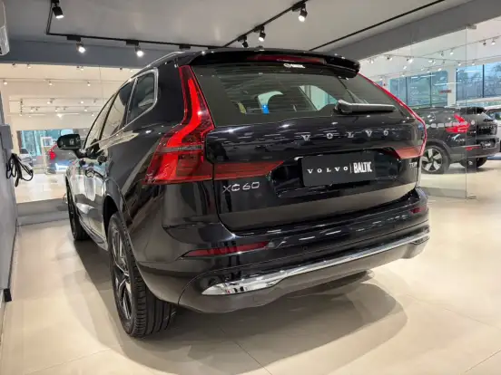 VOLVO-XC60-2.0 T8 PHEV PLUS AWD GEARTRONIC VOLVO-XC60-2025