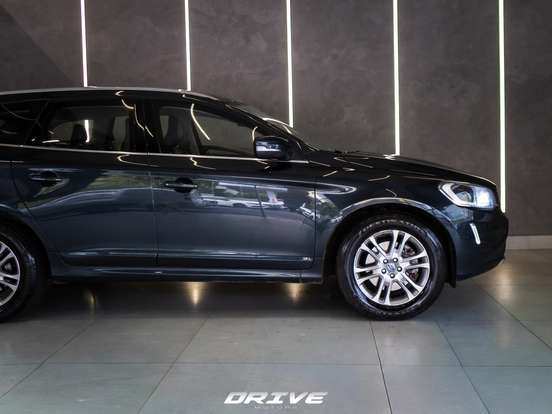 VOLVO-XC60-2.0 T5 DYNAMIC FWD TURBO GASOLINA 4P AUTOMÁTICO VOLVO-XC60-2013