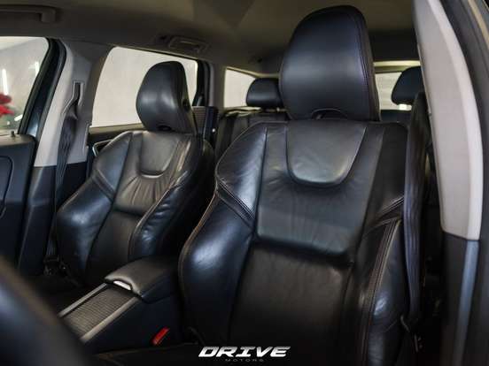 VOLVO-XC60-2013