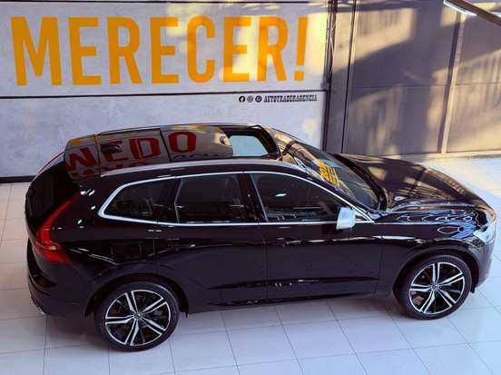 VOLVO-XC60-2018