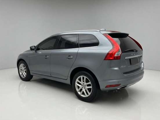 VOLVO-XC60-2.0 T5 MOMENTUM GASOLINA 4P AUTOMÁTICO VOLVO-XC60-2016