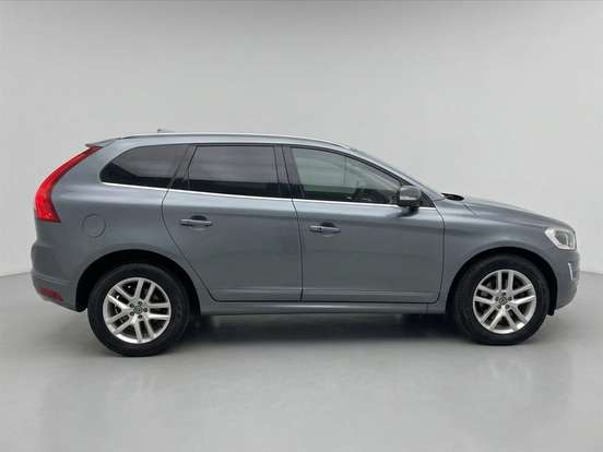 VOLVO-XC60-2.0 T5 MOMENTUM GASOLINA 4P AUTOMÁTICO VOLVO-XC60-2016