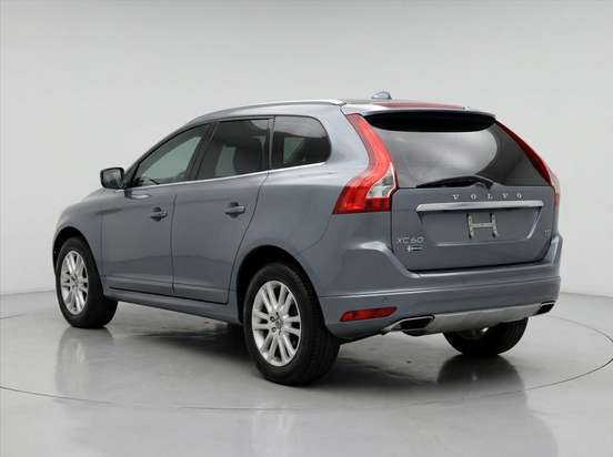 VOLVO-XC60-2016