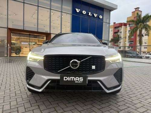 VOLVO-XC60-2023