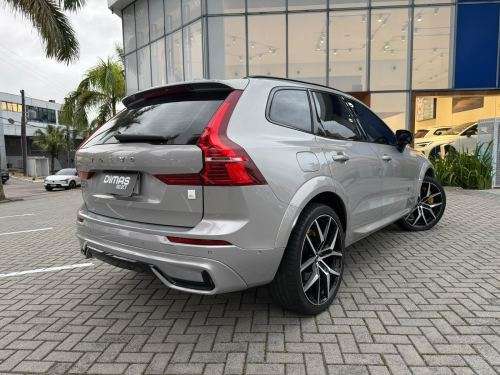 VOLVO-XC60-2023