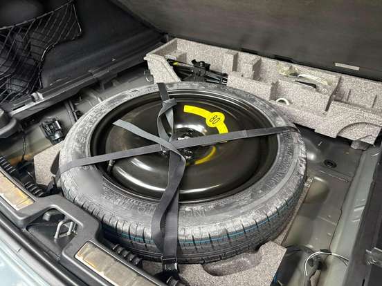 VOLVO-XC60-2.0 T5 GASOLINA MOMENTUM AWD GEARTRONIC VOLVO-XC60-2019