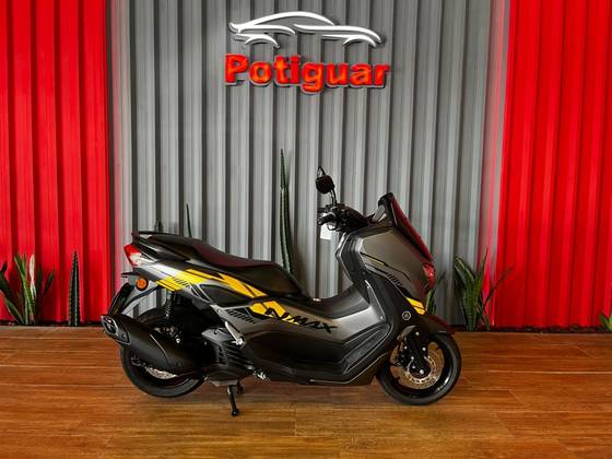 YAMAHA NMAX CONNECTED 160 SE ABS 
