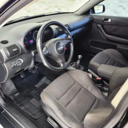 AUDI-A3-2004