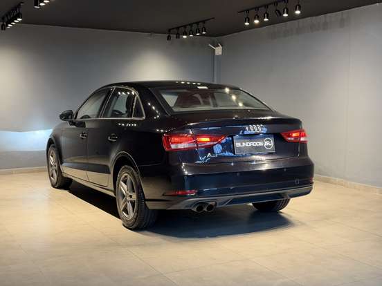 AUDI-A3-2019