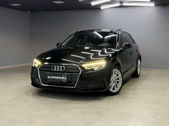 AUDI-A3-1.4 TFSI GASOLINA SPORTBACK PRESTIGE PLUS S-TRONIC AUDI-A3-2018