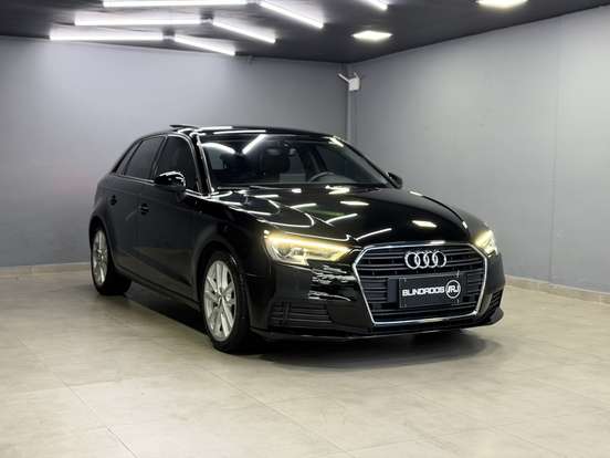 AUDI-A3-2018