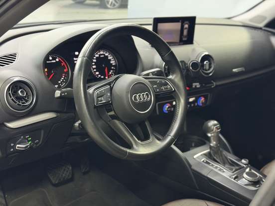 AUDI-A3-2018