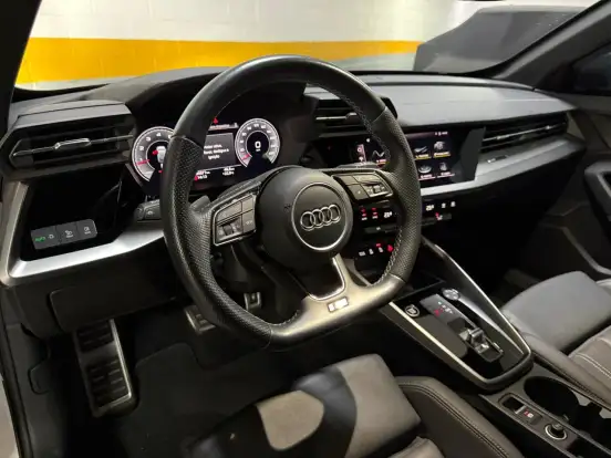 AUDI-A3-2021