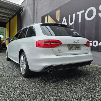 AUDI-A4-2015