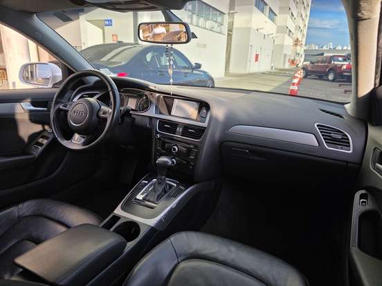AUDI-A4-2013