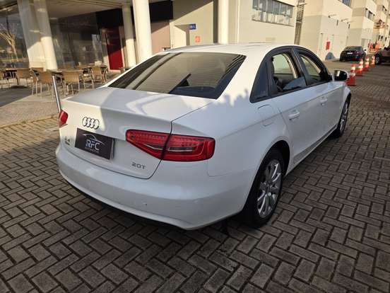 AUDI-A4-2013
