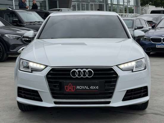 AUDI-A4-2.0 TFSI AMBIENTE GASOLINA 4P S TRONIC AUDI-A4-2018