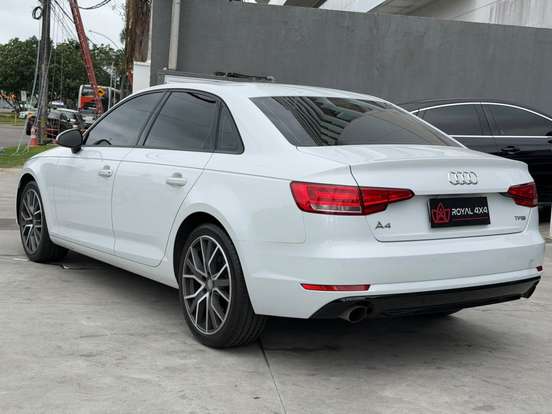 AUDI-A4-2.0 TFSI AMBIENTE GASOLINA 4P S TRONIC AUDI-A4-2018