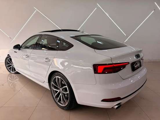 AUDI-A5-2017