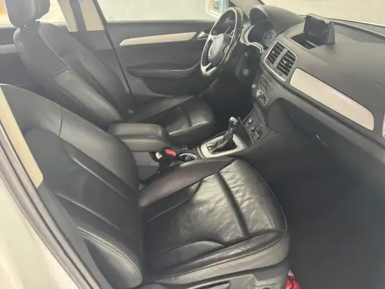 AUDI-Q3-1.4 TFSI ATTRACTION GASOLINA 4P S TRONIC AUDI-Q3-2015