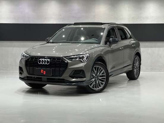 AUDI-Q3-2021