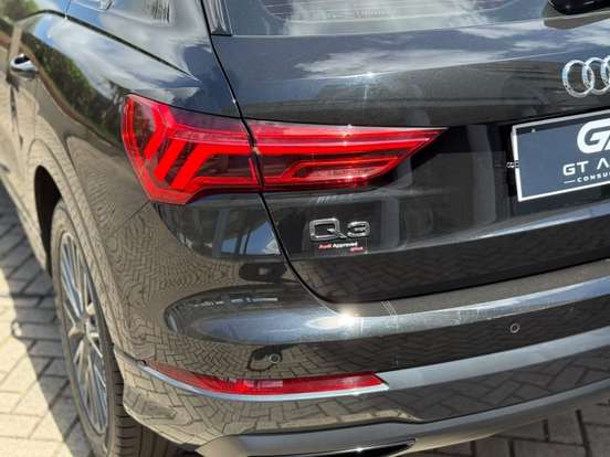 AUDI-Q3-1.4 35 TFSI GASOLINA BLACK S TRONIC AUDI-Q3-2020