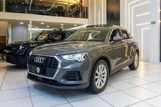 AUDI-Q3-2020