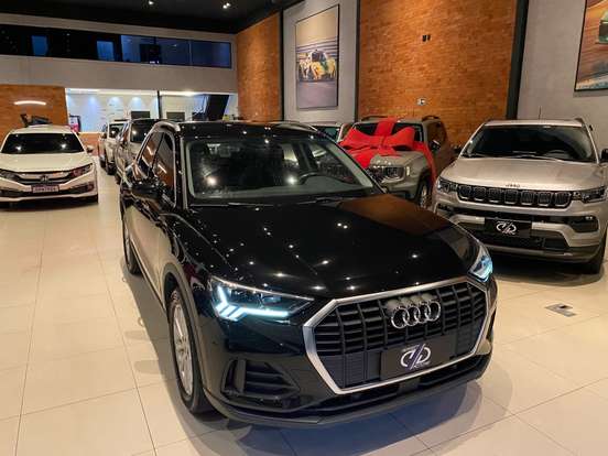AUDI-Q3-2020