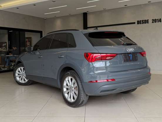 AUDI-Q3-2019