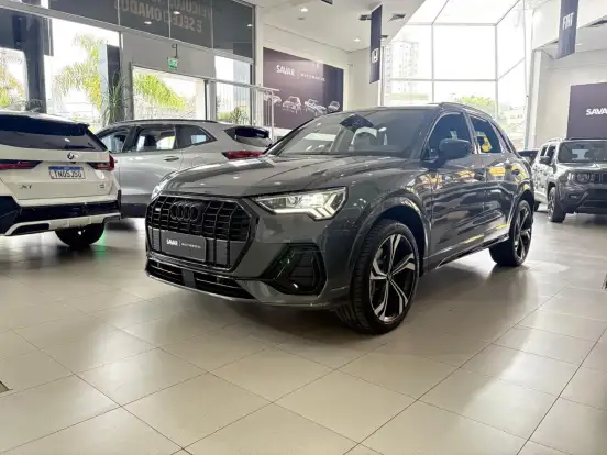 AUDI-Q3-2024