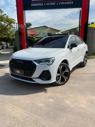 AUDI-Q3-2024