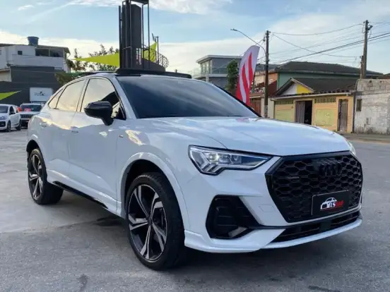 AUDI-Q3-2.0 40 TFSI GASOLINA SPORTBACK PERFORMANCE BLACK PLUS QUATTRO TIPTRONIC AUDI-Q3-2024