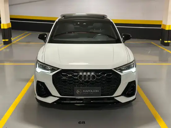 AUDI-Q3-2022