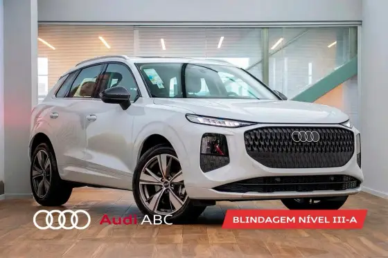 AUDI Q3 2.0 TFSI GASOLINA LAUNCH EDITION QUATTRO S TRONIC