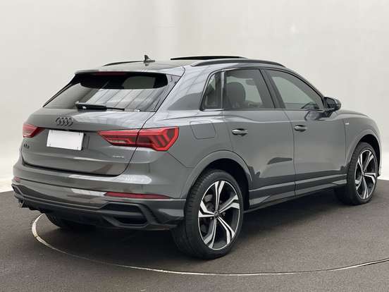 AUDI-Q3-2.0 40 TFSI GASOLINA PERFORMANCE BLACK PLUS QUATTRO TIPTRONIC AUDI-Q3-2024