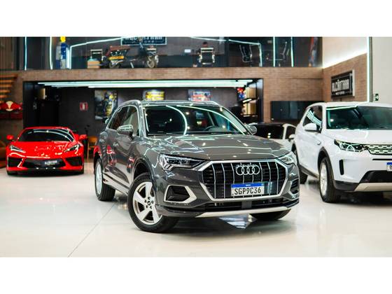 AUDI Q3 2.0 40 TFSI GASOLINA PERFORMANCE BLACK QUATTRO TIPTRONIC