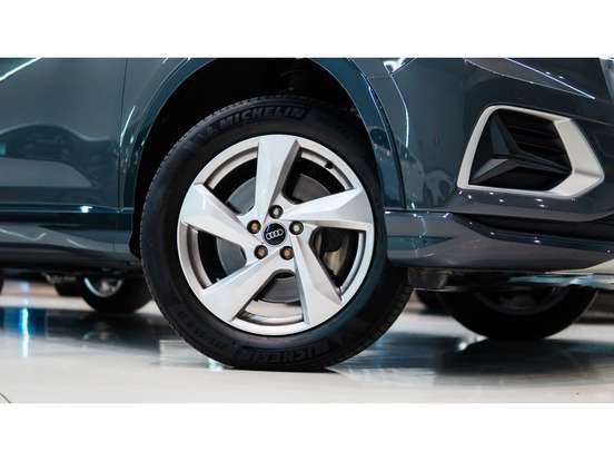 AUDI-Q3-2.0 40 TFSI GASOLINA PERFORMANCE BLACK QUATTRO TIPTRONIC AUDI-Q3-2022