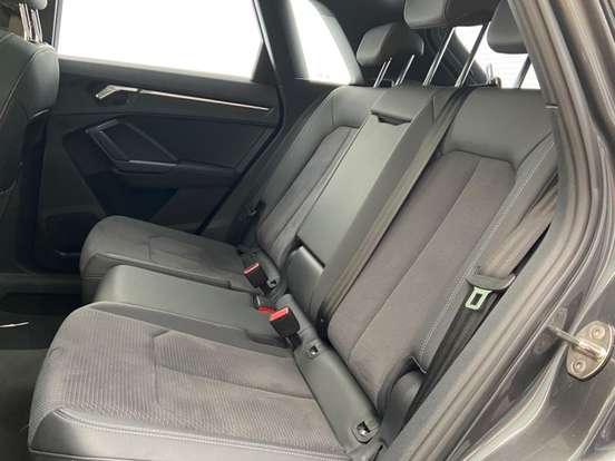 AUDI-Q3-2.0 40 TFSI GASOLINA PERFORMANCE BLACK QUATTRO TIPTRONIC AUDI-Q3-2023