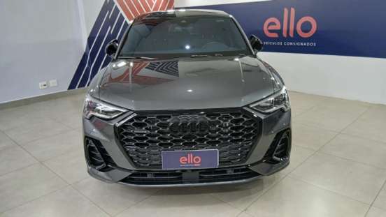 AUDI-Q3-2024