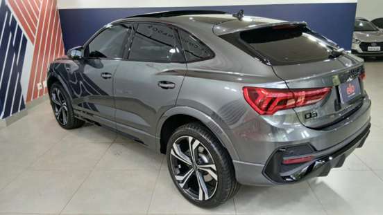 AUDI-Q3-2024