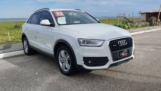 AUDI-Q3-2013