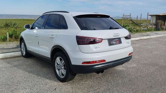 AUDI-Q3-2013